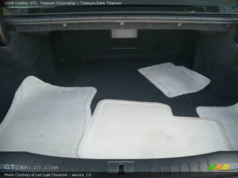 Titanium Chromaflair / Titanium/Dark Titanium 2008 Cadillac DTS