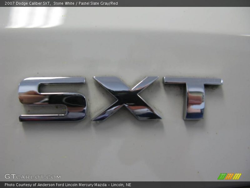 Stone White / Pastel Slate Gray/Red 2007 Dodge Caliber SXT