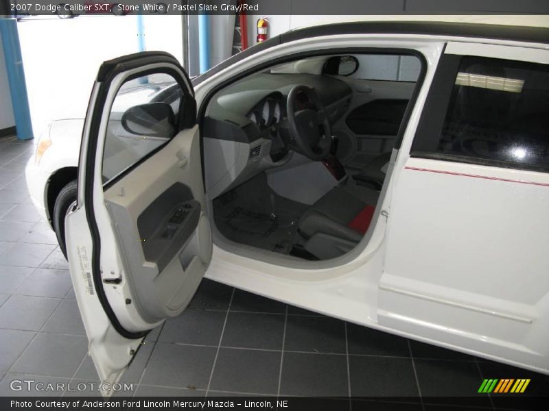 Stone White / Pastel Slate Gray/Red 2007 Dodge Caliber SXT