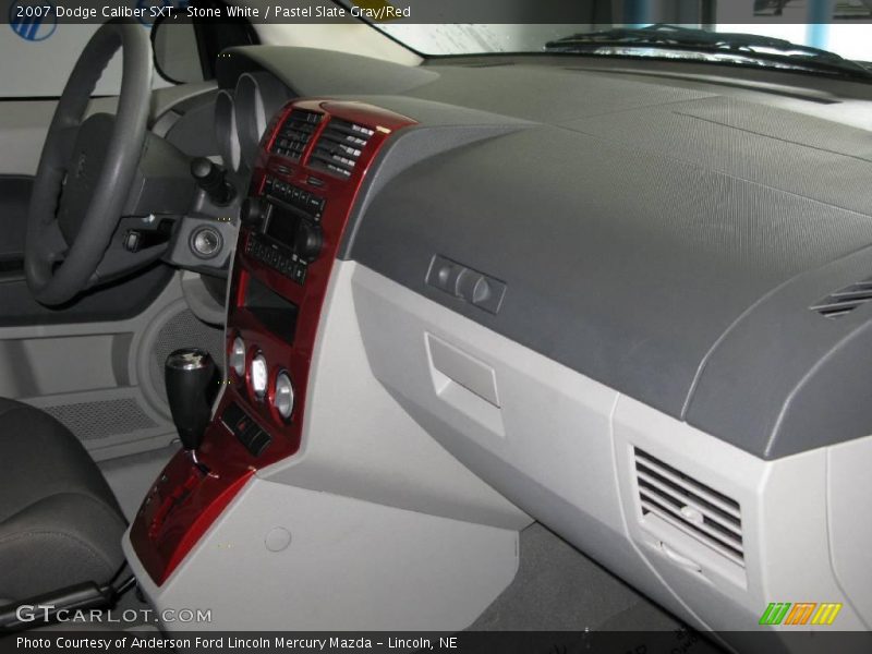 Stone White / Pastel Slate Gray/Red 2007 Dodge Caliber SXT