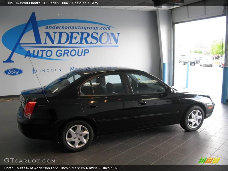 Black Obsidian / Gray 2005 Hyundai Elantra GLS Sedan