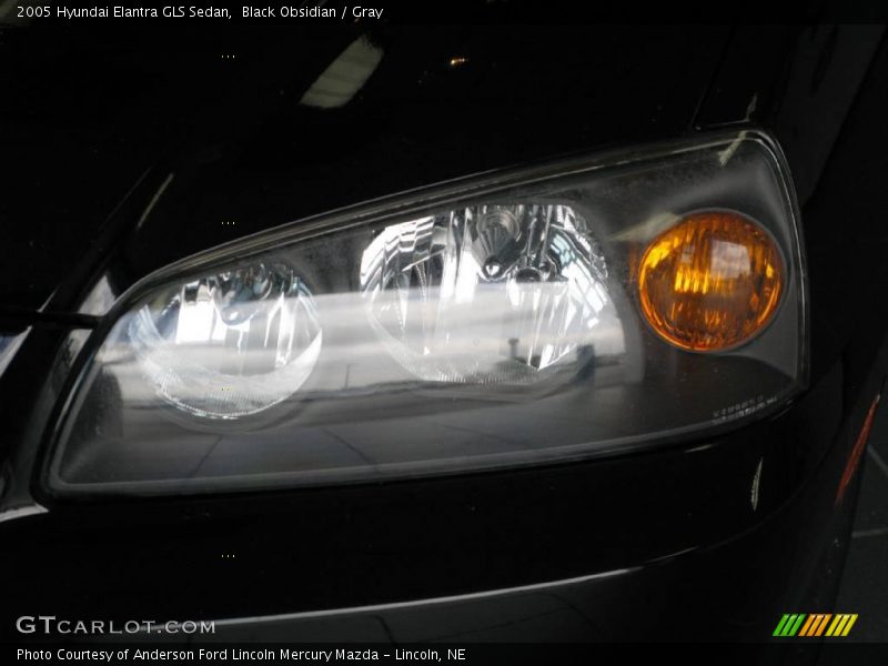 Black Obsidian / Gray 2005 Hyundai Elantra GLS Sedan