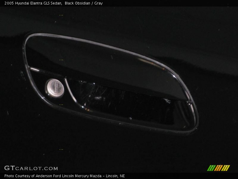 Black Obsidian / Gray 2005 Hyundai Elantra GLS Sedan