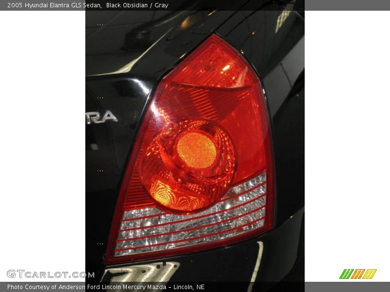 Black Obsidian / Gray 2005 Hyundai Elantra GLS Sedan