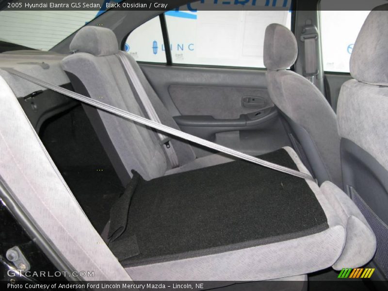 Black Obsidian / Gray 2005 Hyundai Elantra GLS Sedan