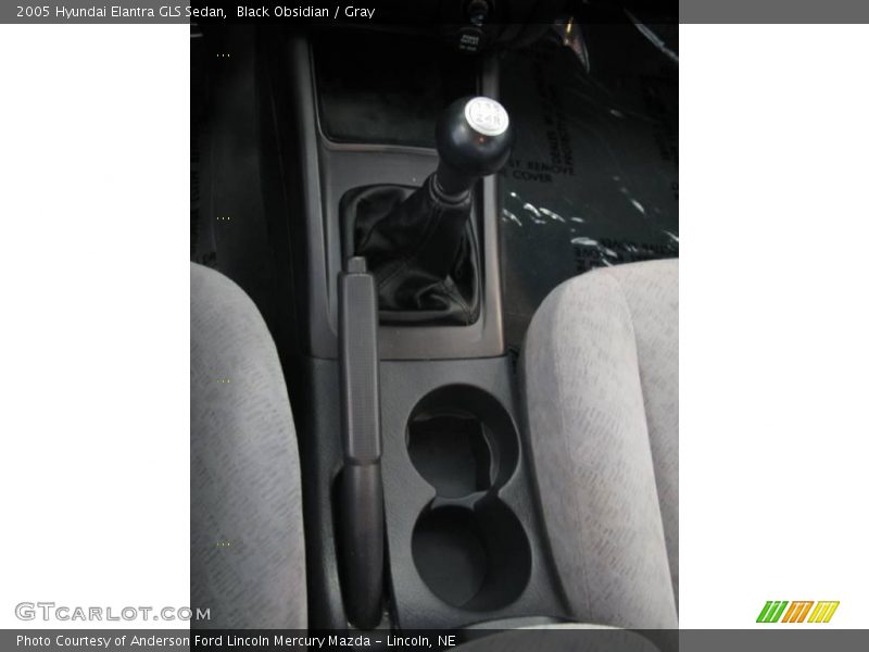 Black Obsidian / Gray 2005 Hyundai Elantra GLS Sedan