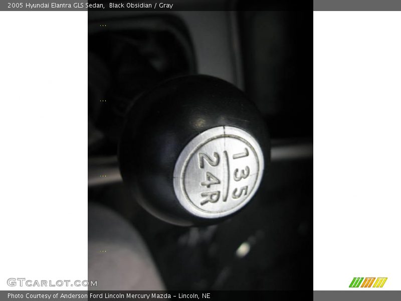 Black Obsidian / Gray 2005 Hyundai Elantra GLS Sedan