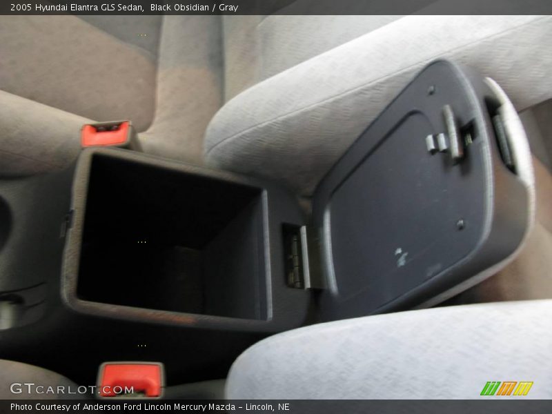 Black Obsidian / Gray 2005 Hyundai Elantra GLS Sedan