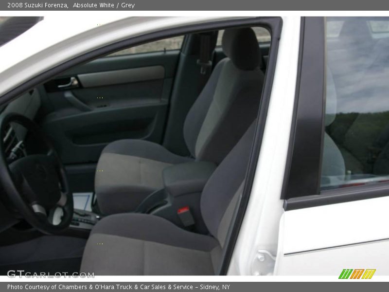 Absolute White / Grey 2008 Suzuki Forenza