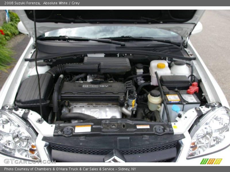 Absolute White / Grey 2008 Suzuki Forenza