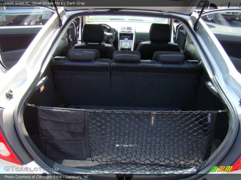 Silver Streak Mica / Dark Gray 2005 Scion tC