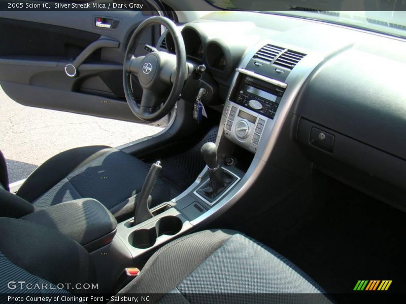 Silver Streak Mica / Dark Gray 2005 Scion tC