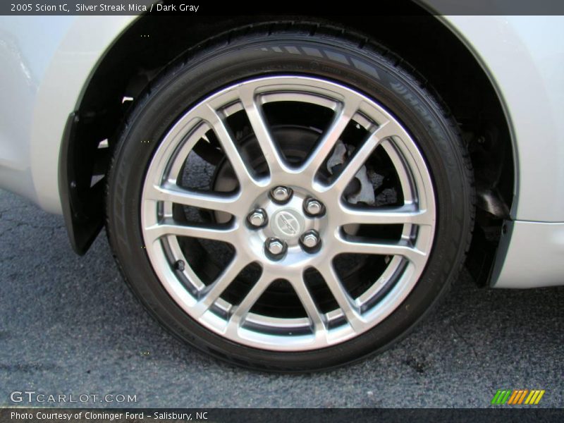 Silver Streak Mica / Dark Gray 2005 Scion tC