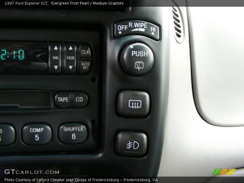 Evergreen Frost Pearl / Medium Graphite 1997 Ford Explorer XLT