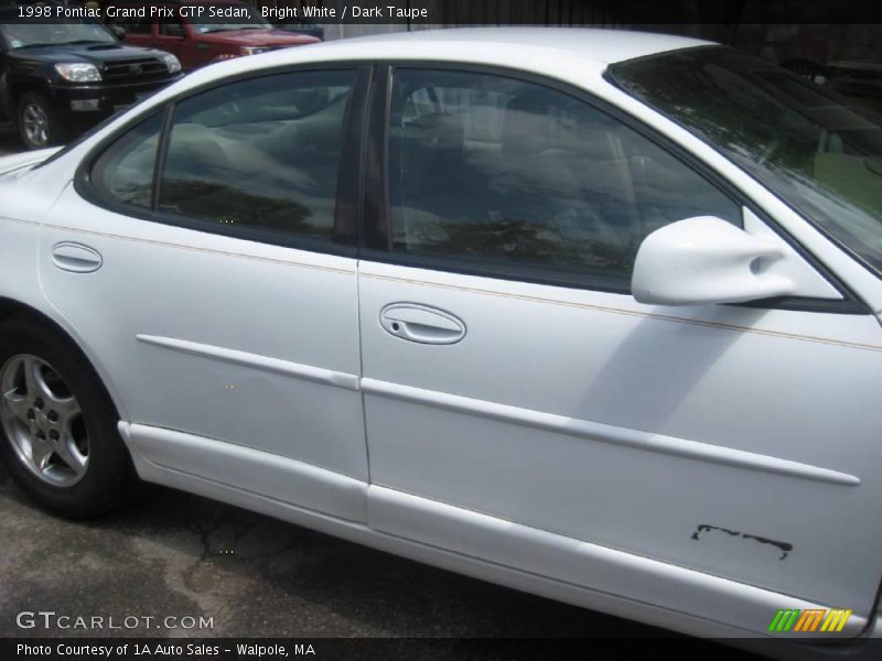 Bright White / Dark Taupe 1998 Pontiac Grand Prix GTP Sedan