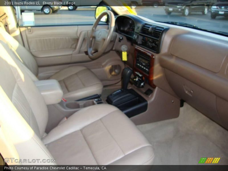 Ebony Black / Beige 2001 Isuzu Rodeo LS