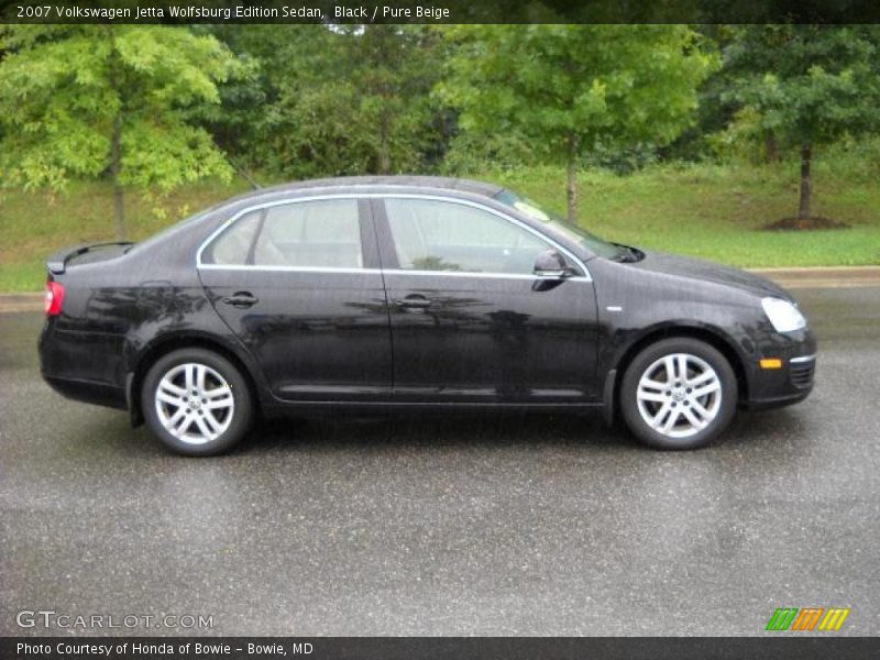 Black / Pure Beige 2007 Volkswagen Jetta Wolfsburg Edition Sedan