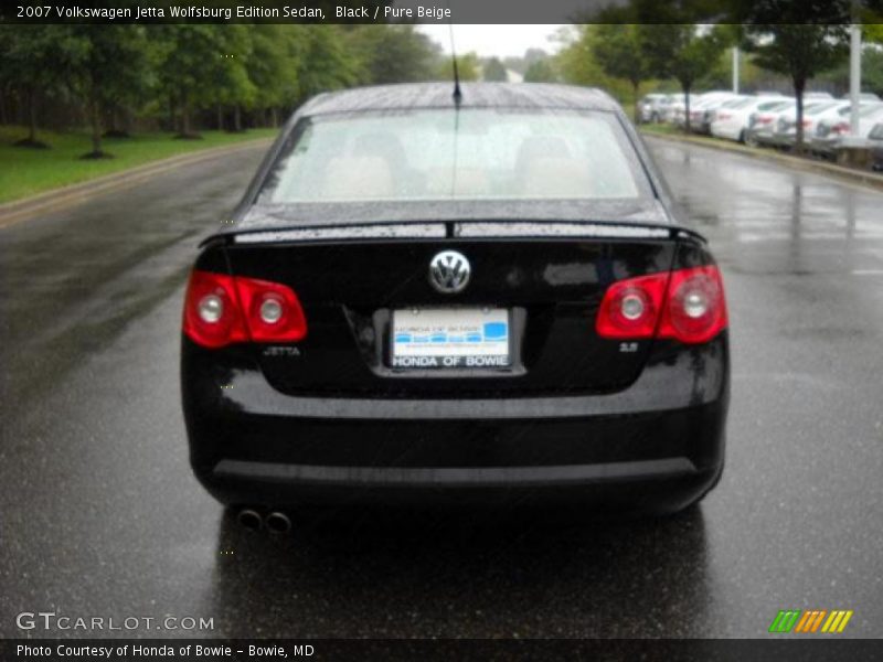 Black / Pure Beige 2007 Volkswagen Jetta Wolfsburg Edition Sedan