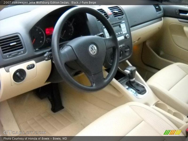 Black / Pure Beige 2007 Volkswagen Jetta Wolfsburg Edition Sedan