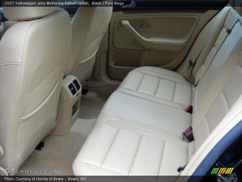 Black / Pure Beige 2007 Volkswagen Jetta Wolfsburg Edition Sedan