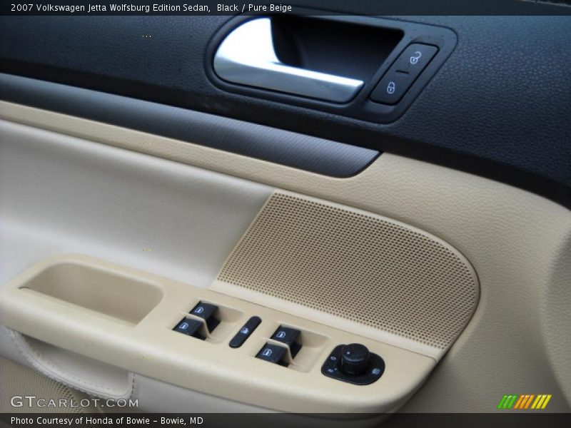 Black / Pure Beige 2007 Volkswagen Jetta Wolfsburg Edition Sedan