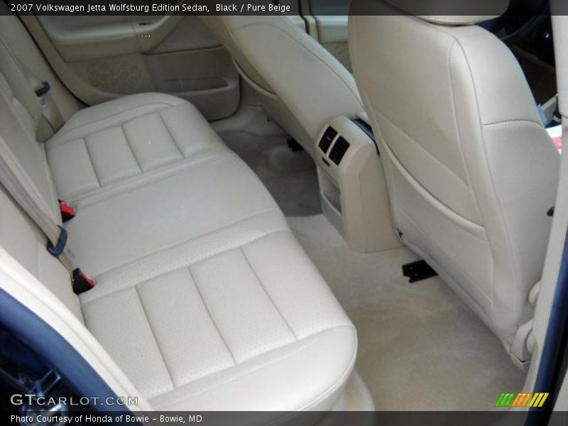 Black / Pure Beige 2007 Volkswagen Jetta Wolfsburg Edition Sedan