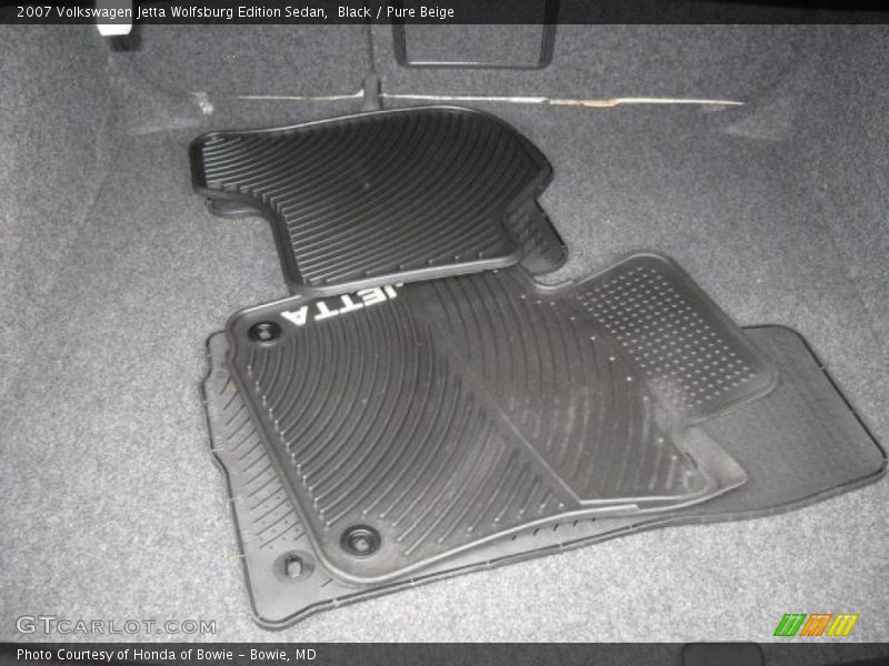 Black / Pure Beige 2007 Volkswagen Jetta Wolfsburg Edition Sedan
