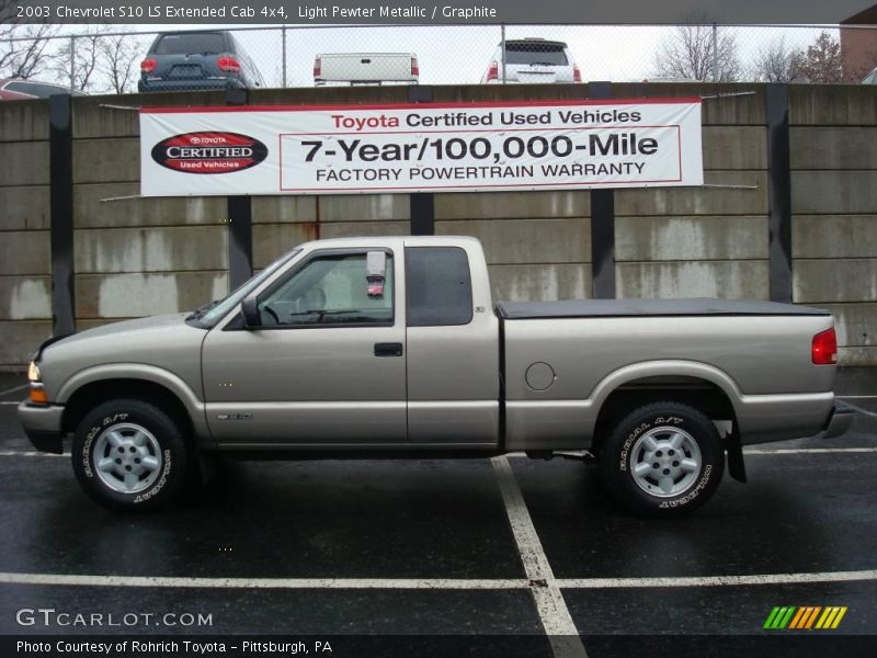 Light Pewter Metallic / Graphite 2003 Chevrolet S10 LS Extended Cab 4x4