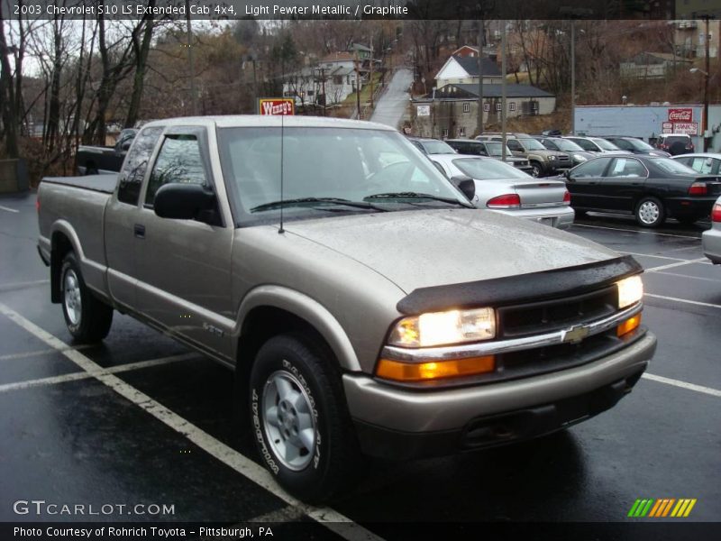 Light Pewter Metallic / Graphite 2003 Chevrolet S10 LS Extended Cab 4x4