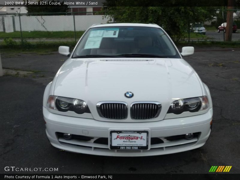 Alpine White / Sand 2002 BMW 3 Series 325i Coupe