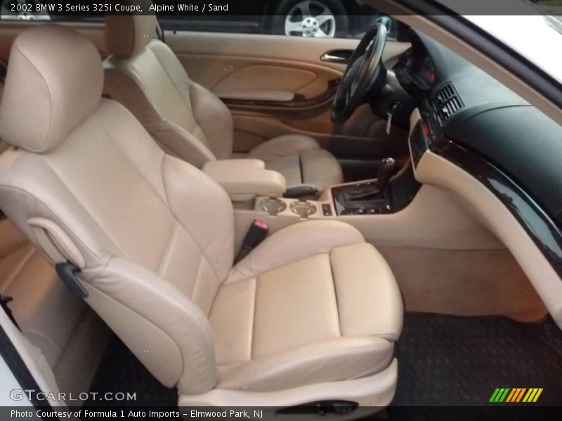 Alpine White / Sand 2002 BMW 3 Series 325i Coupe