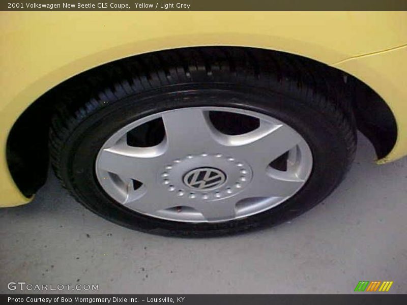 Yellow / Light Grey 2001 Volkswagen New Beetle GLS Coupe