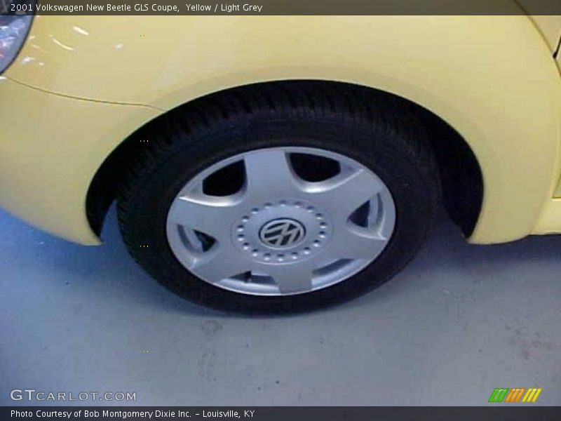 Yellow / Light Grey 2001 Volkswagen New Beetle GLS Coupe