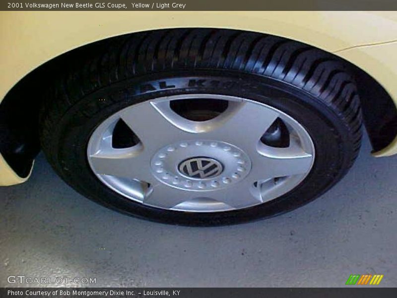 Yellow / Light Grey 2001 Volkswagen New Beetle GLS Coupe