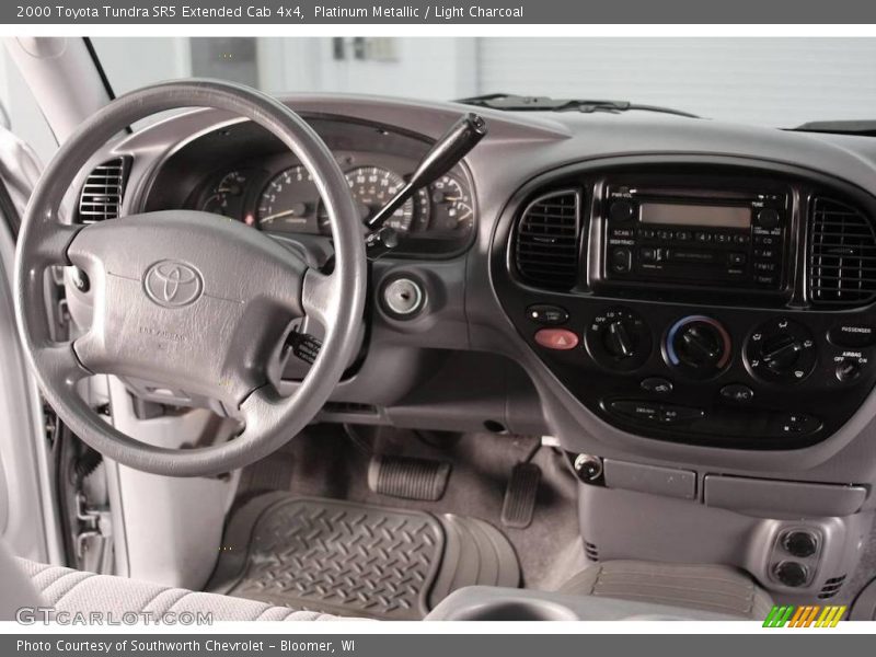 Platinum Metallic / Light Charcoal 2000 Toyota Tundra SR5 Extended Cab 4x4