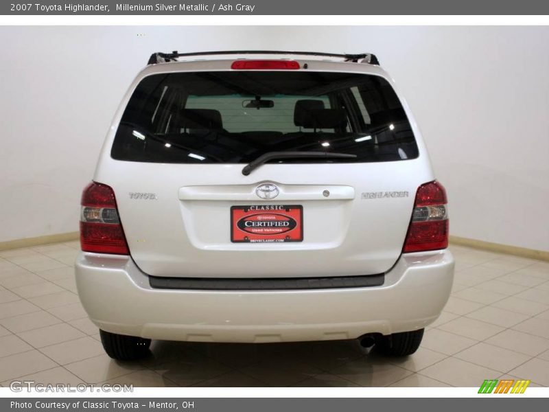 Millenium Silver Metallic / Ash Gray 2007 Toyota Highlander