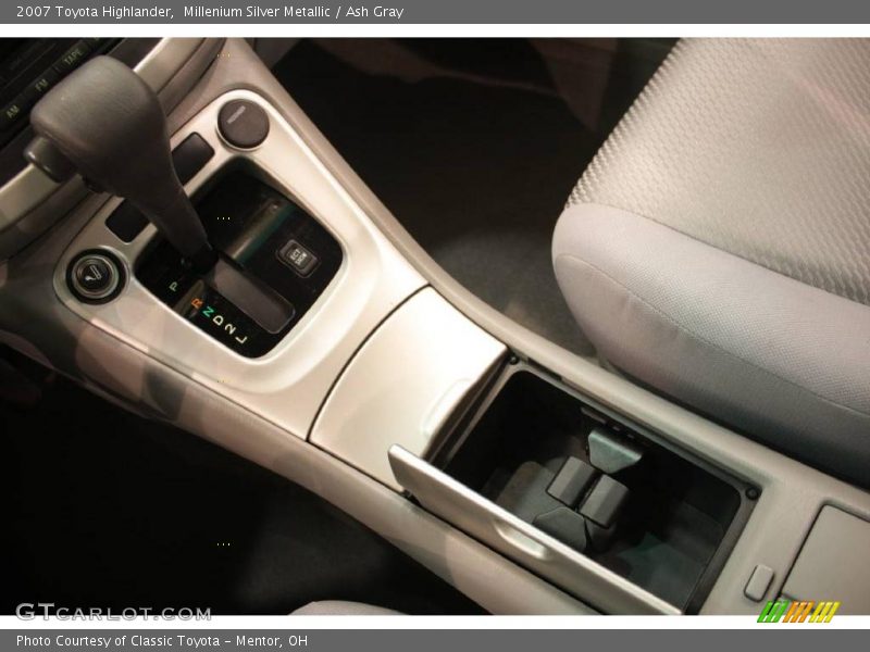 Millenium Silver Metallic / Ash Gray 2007 Toyota Highlander