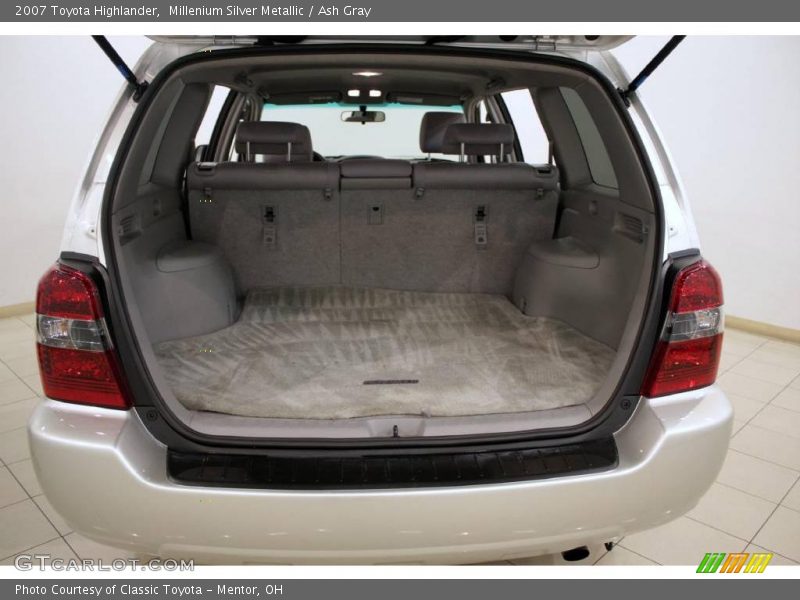 Millenium Silver Metallic / Ash Gray 2007 Toyota Highlander
