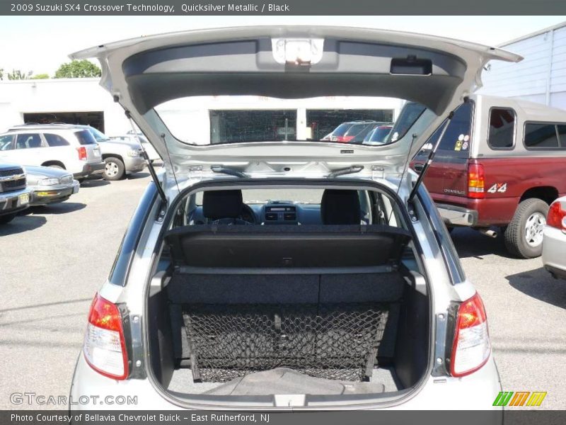 Quicksilver Metallic / Black 2009 Suzuki SX4 Crossover Technology