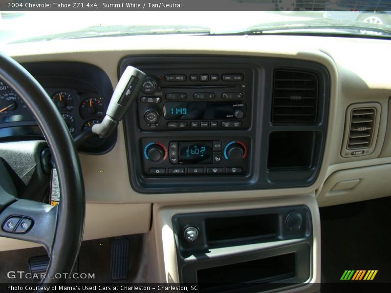 Summit White / Tan/Neutral 2004 Chevrolet Tahoe Z71 4x4