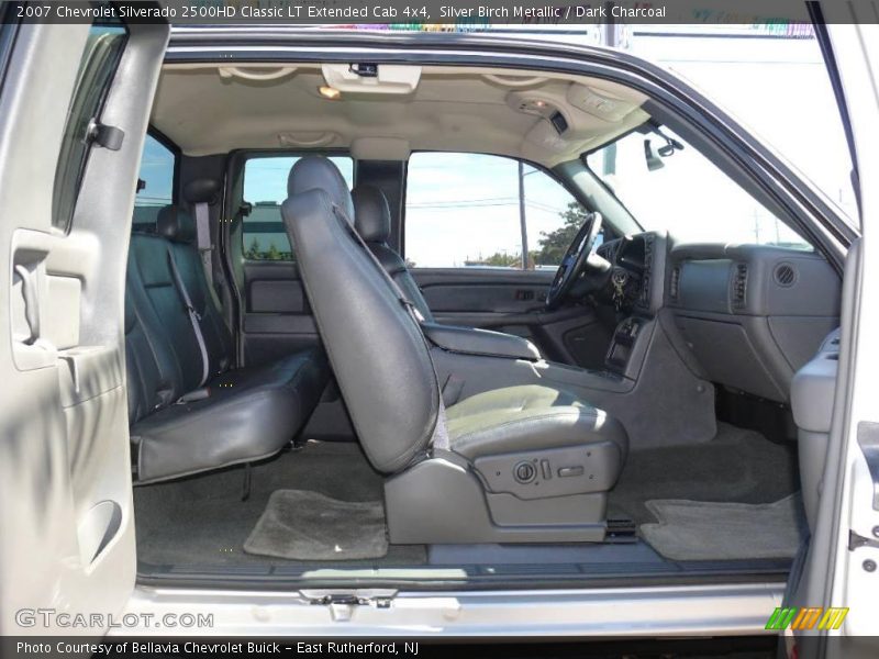 Silver Birch Metallic / Dark Charcoal 2007 Chevrolet Silverado 2500HD Classic LT Extended Cab 4x4