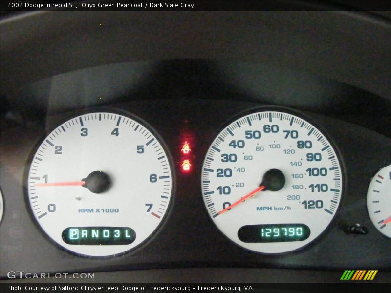 Onyx Green Pearlcoat / Dark Slate Gray 2002 Dodge Intrepid SE