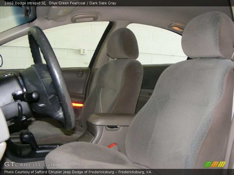Onyx Green Pearlcoat / Dark Slate Gray 2002 Dodge Intrepid SE