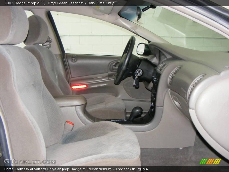 Onyx Green Pearlcoat / Dark Slate Gray 2002 Dodge Intrepid SE