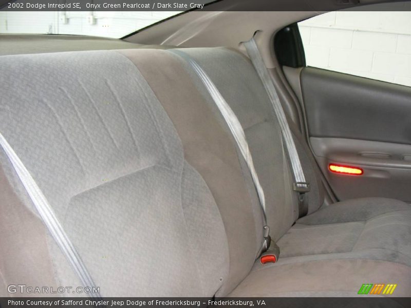 Onyx Green Pearlcoat / Dark Slate Gray 2002 Dodge Intrepid SE
