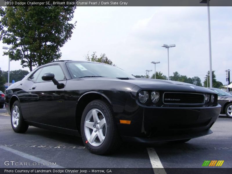 Brilliant Black Crystal Pearl / Dark Slate Gray 2010 Dodge Challenger SE