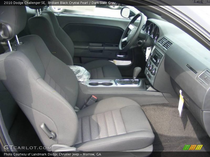 Brilliant Black Crystal Pearl / Dark Slate Gray 2010 Dodge Challenger SE