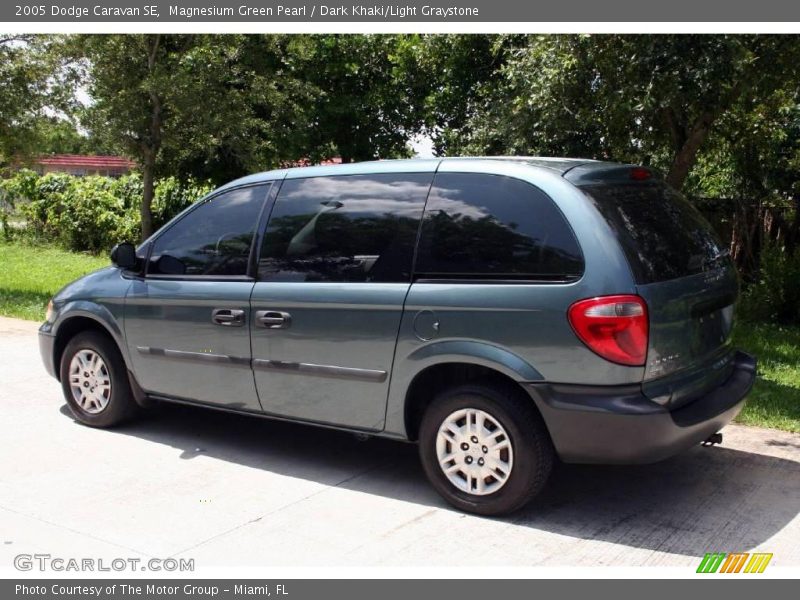 Magnesium Green Pearl / Dark Khaki/Light Graystone 2005 Dodge Caravan SE