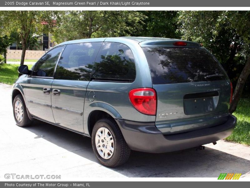 Magnesium Green Pearl / Dark Khaki/Light Graystone 2005 Dodge Caravan SE
