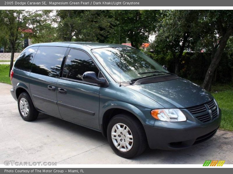 Magnesium Green Pearl / Dark Khaki/Light Graystone 2005 Dodge Caravan SE